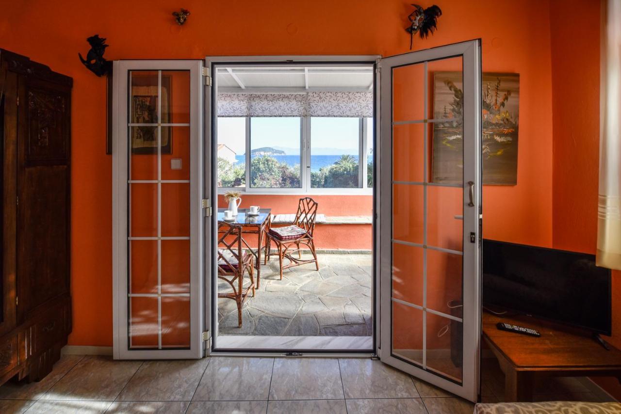 House By The Sea 2 Apartman Nea Iraklitsa Kültér fotó